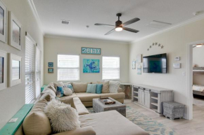 Walk to Beach Coastal Gem in Bolivar Peninsula!